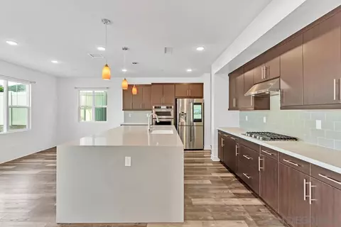 9056 W Bluff Pl, Santee, CA 92071 photo 5