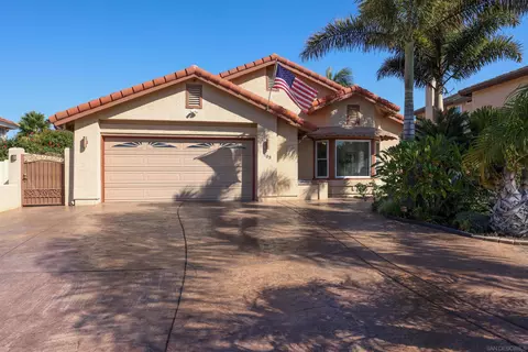703 E J St, Chula Vista, CA 91910 photo 4