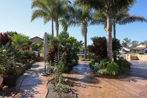 703 E J St, Chula Vista, CA 91910 photo 12