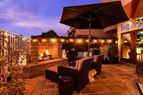 1490 Caminito Solidago, La Jolla, CA 92037 photo 3