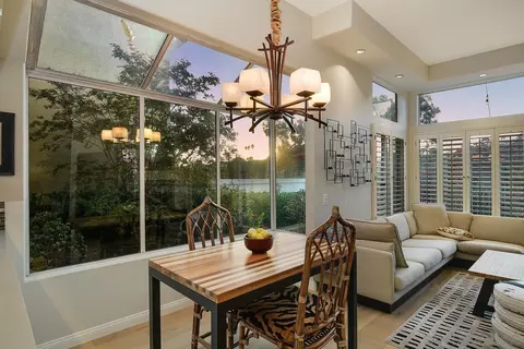 1490 Caminito Solidago, La Jolla, CA 92037 photo 7