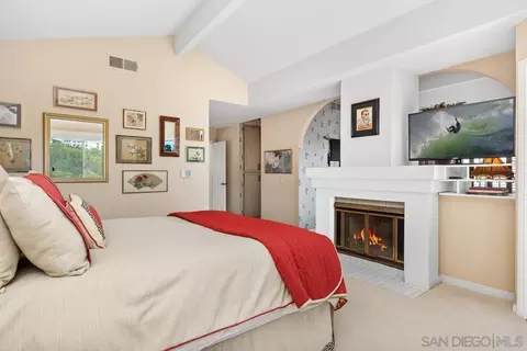1490 Caminito Solidago, La Jolla, CA 92037 photo 17