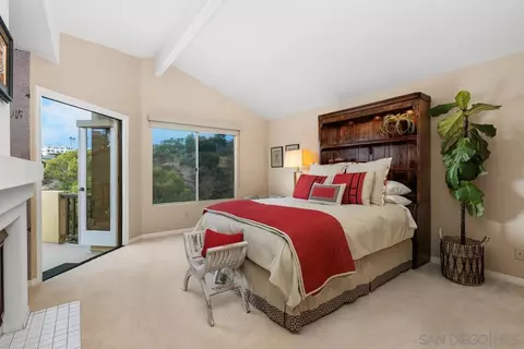1490 Caminito Solidago, La Jolla, CA 92037 photo 16