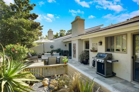 5625 Caminito Isla, La Jolla, CA 92037 photo 20