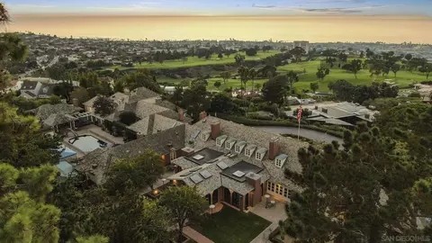 7007 Country Club Dr, La Jolla, CA 92037
