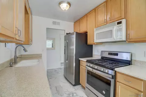 9943 Medina Dr, Santee, CA 92071 photo 7