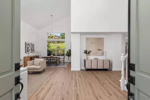 1314 Paseo Hermosa, Oceanside, CA 92056 photo 2