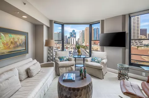 500 W Harbor Dr #1009, San Diego, CA 92101