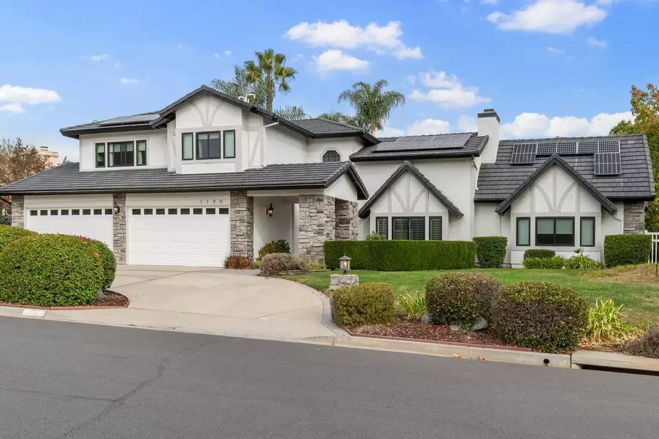 1190 Dexter Pl, Escondido, CA 92029 39 Photos Movoto