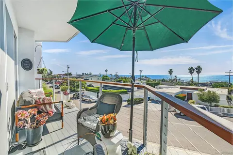 5383 Chelsea St #204, La Jolla, CA 92037