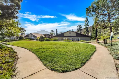 2365 Apricot Tree Ln, Spring Valley, CA 91977 photo 26