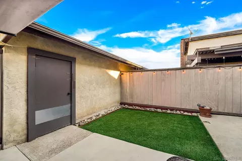 2365 Apricot Tree Ln, Spring Valley, CA 91977 photo 31