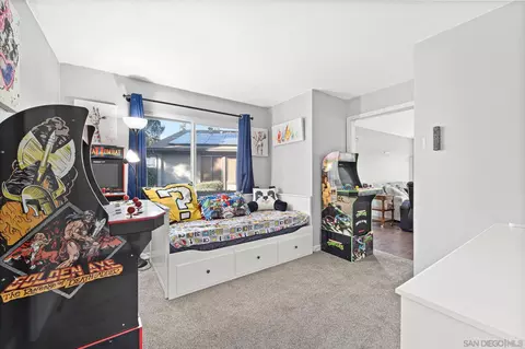 2365 Apricot Tree Ln, Spring Valley, CA 91977 photo 18