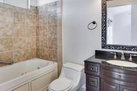 39732 Oak Cliff Dr, Temecula, CA 92591 photo 8