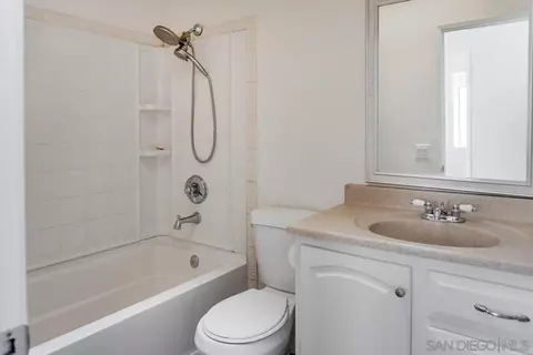 39732 Oak Cliff Dr, Temecula, CA 92591 photo 6