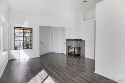 39732 Oak Cliff Dr, Temecula, CA 92591 photo 4