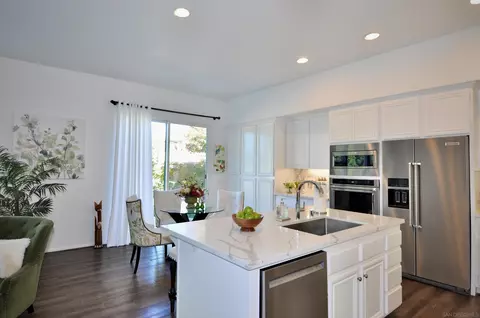 33770 Summit View Pl, Temecula, CA 92592 photo 9
