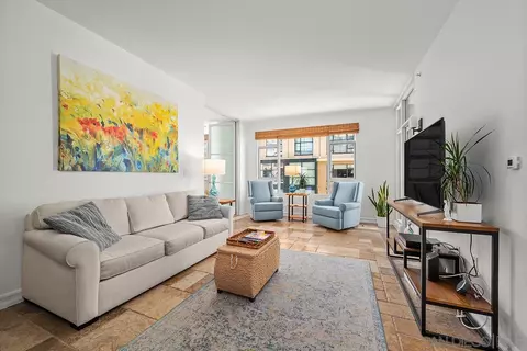 530 K St #520, San Diego, CA 92101