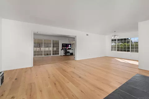 84 Emerson St, Chula Vista, CA 91911 photo 12
