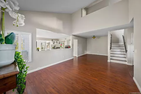 1873 Cathedral Gln, Escondido, CA 92029 photo 9