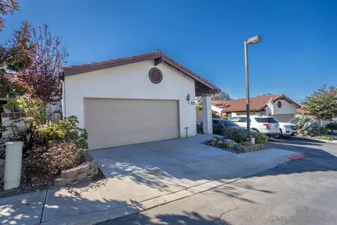 3890 Murray Hill Rd, La Mesa, CA 91941