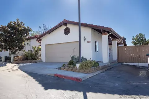 3890 Murray Hill Rd, La Mesa, CA 91941 photo 2