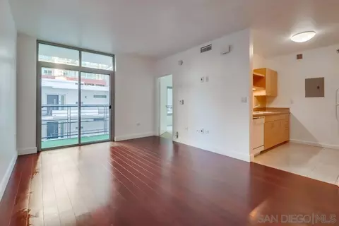 425 W Beech #530, San Diego, CA 92101