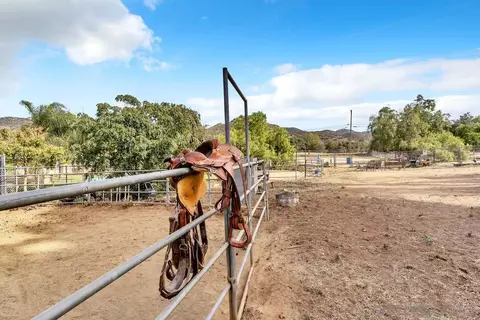 15127 Sycamore Canyon Rd, Poway, CA 92064 photo 9