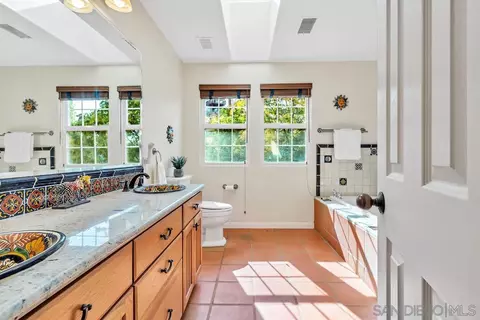 15127 Sycamore Canyon Rd, Poway, CA 92064 photo 31