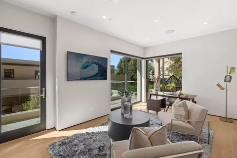 6349 Castejon Dr, La Jolla, CA 92037 photo 38