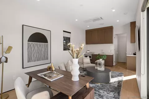 6349 Castejon Dr, La Jolla, CA 92037 photo 39