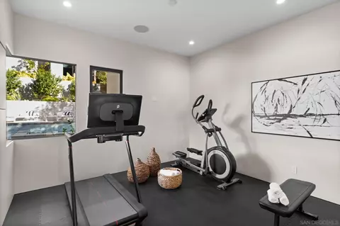 6349 Castejon Dr, La Jolla, CA 92037 photo 33