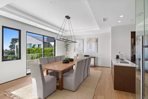 6349 Castejon Dr, La Jolla, CA 92037 photo 17