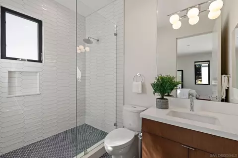 6349 Castejon Dr, La Jolla, CA 92037 photo 35