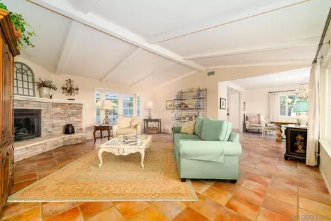 255 Rancho Camino, Fallbrook, CA 92028 photo 9