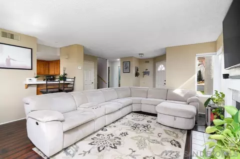 10508 Flora Azalea Ct, Santee, CA 92071 photo 5