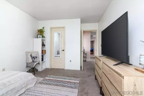 10508 Flora Azalea Ct, Santee, CA 92071 photo 22