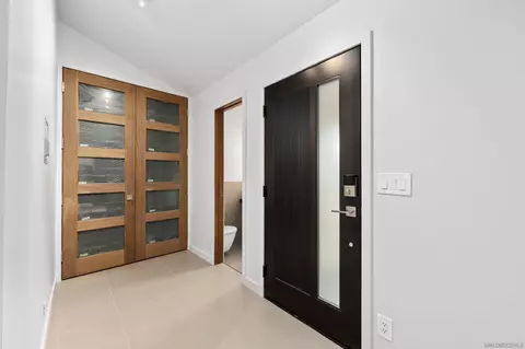1059 Eucalyptus, Vista, CA 92084 photo 3