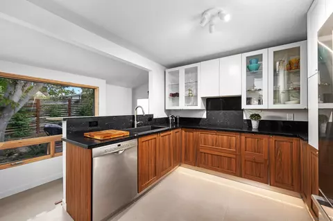 1059 Eucalyptus, Vista, CA 92084 photo 4