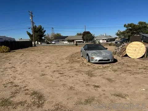 7648 Jenkins, Hesperia, CA 92345 photo 14