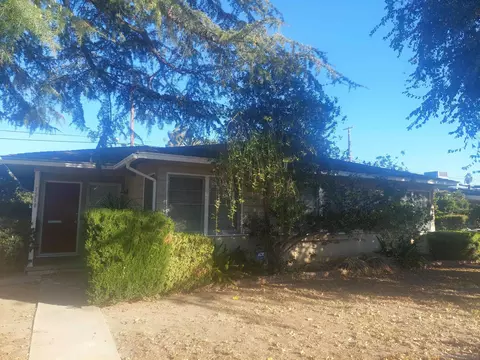 7358 Oak Park Ave, Van Nuys, CA 91406