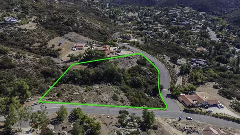 2441 Camino Del Vecino #2441, Alpine, CA 91901