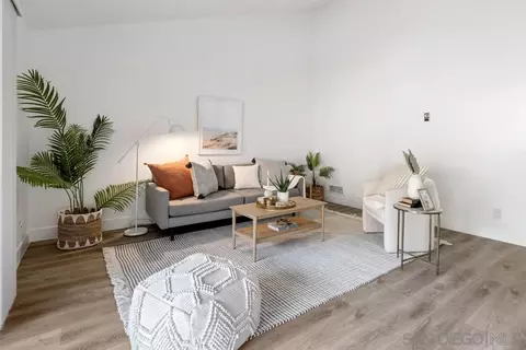 5543 Adobe Falls Rd #11, San Diego, CA 92120
