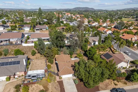 950 E Fallbrook St, Fallbrook, CA 92028 photo 32