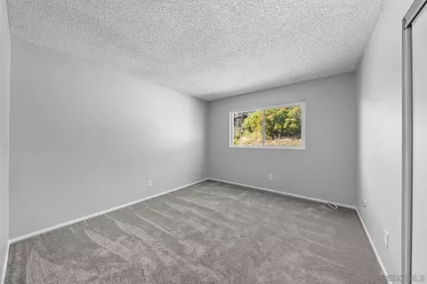 950 E Fallbrook St, Fallbrook, CA 92028 photo 17