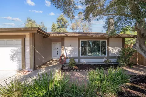 950 E Fallbrook St, Fallbrook, CA 92028 photo 5