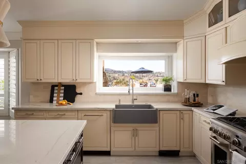 12645 Treehill Pl, Poway, CA 92064 photo 13
