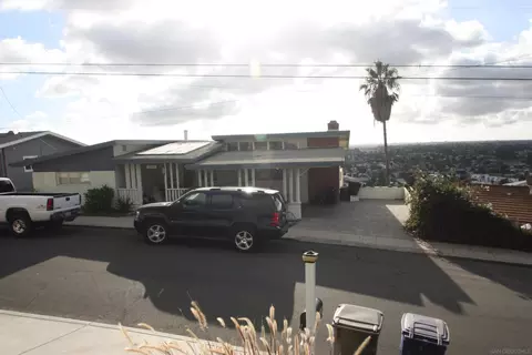 7984 Pasadena Ave, La Mesa, CA 91941 photo 4