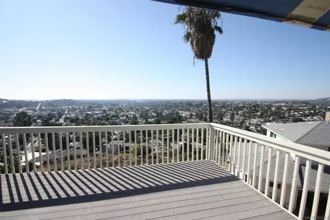 7984 Pasadena Ave, La Mesa, CA 91941