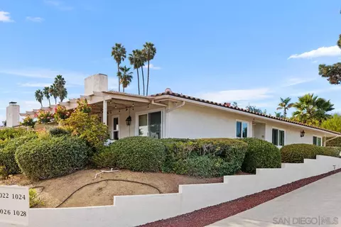 1022 La Tierra Dr, San Marcos, CA 92078
